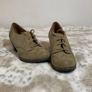 I love comfort heels size 7.5